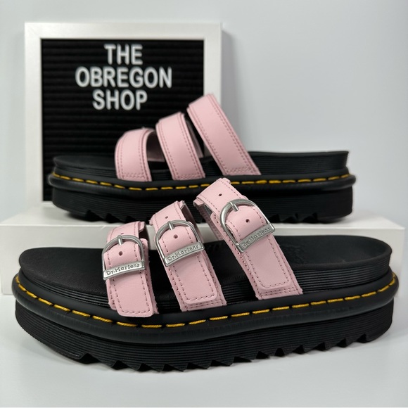 DOC BLAIRE LEATHER SLIDES SANDALS WOMENS SIZE 7 HORSESHOE BUCKLES 3 STRAP NEW - Picture 1 of 10